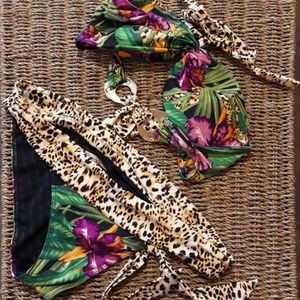 Swimsuit medium large, dreamcatcher and piano.